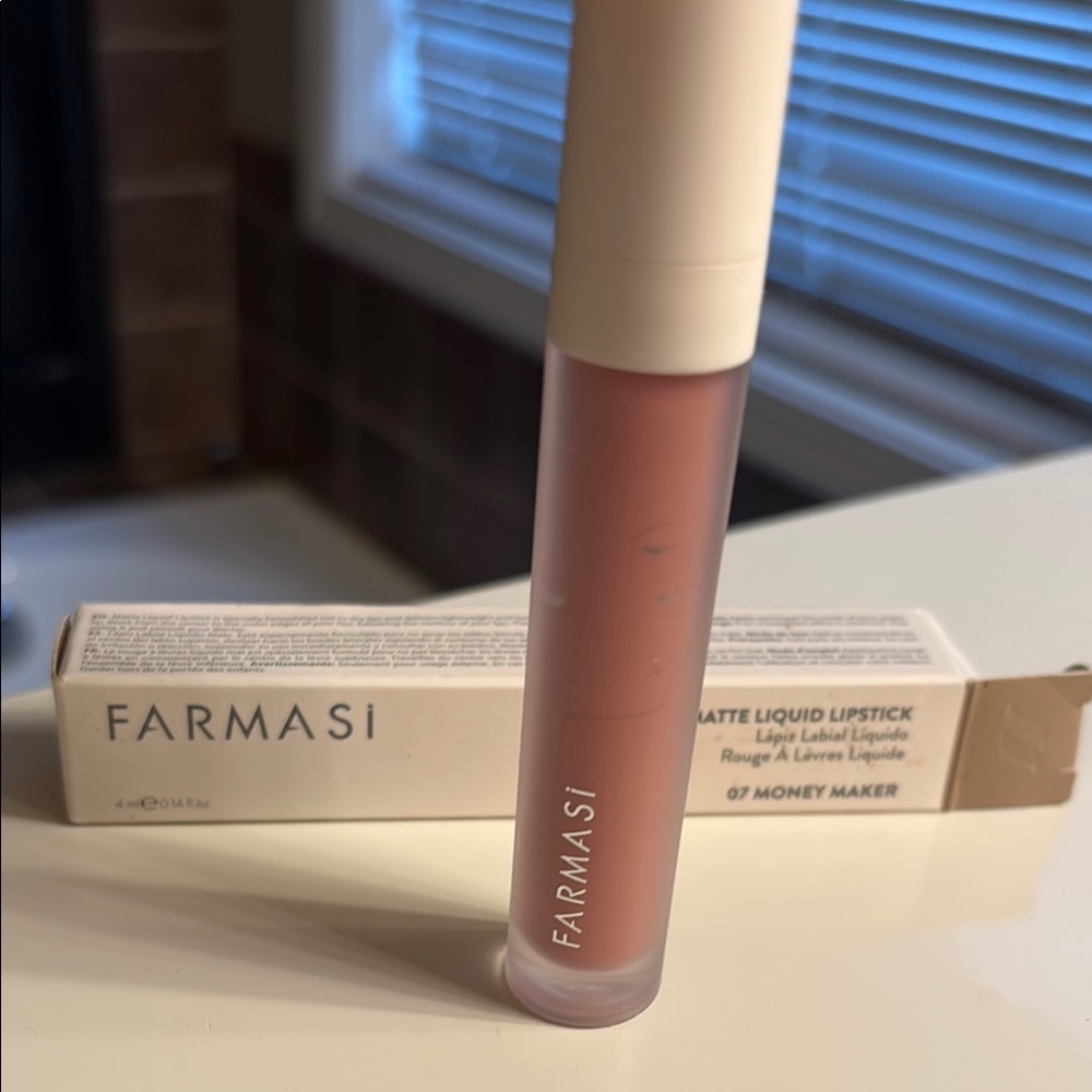 NEW Farmasi Matte Liquid Lipstick - Money Maker 07 - Picture 1 of 4